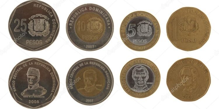 Se llevan monedas a Haití para hacer joyas