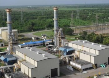 Exhorta a convertir a gas natural todas las plantas de electricidad