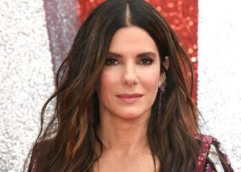 Sandra Bullock, informó que se retira de la actuación por tiempo indefinido