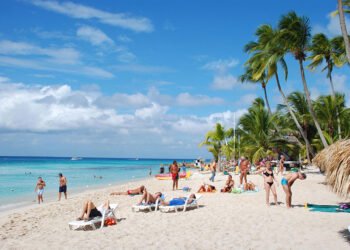 Líderes turísticos: capacitación e inversión fortalecerán industria