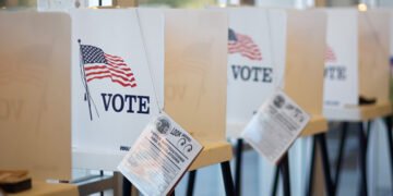 Corte Suprema bloquea voto de inmigrantes en Nueva York