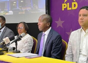 Andrés de las Mercedes respalda reclamos salariales de técnicos docentes 