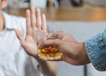 El consumo de alcohol acelera el envejecimiento, según un estudio en genética de la Universidad de Oxford