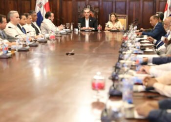 Gobierno proyecta déficit fiscal de 3.1% del PIB para 2023