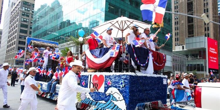 Dominicanos celebrarán el 14 de agosto su desfile en Nueva York