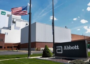 Se reanuda la producción en la problemática fábrica de fórmula para bebés de Abbott