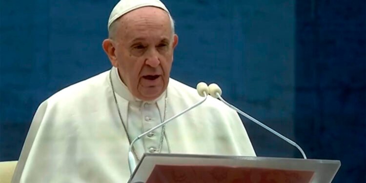 Papa Francisco dice que la ONU no tiene poder para frenar guerra