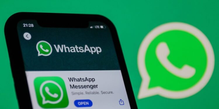 WhastApp permite ocultar el estado “En línea”