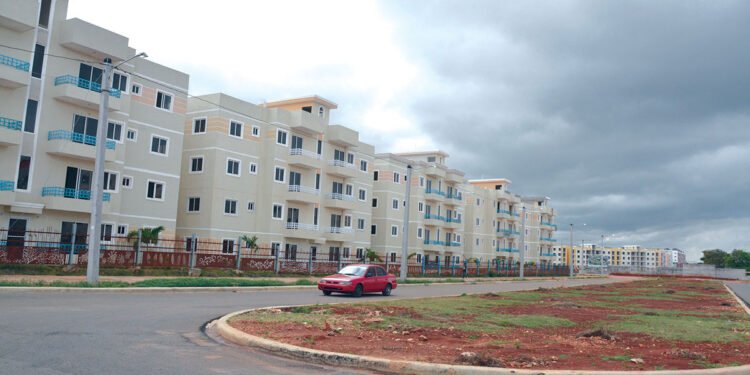 Aumentan las denuncias sobre violación de contratos de construcción de viviendas, ahora han variado entre 10,000 y 15,000 dólares por encima de lo firmado.