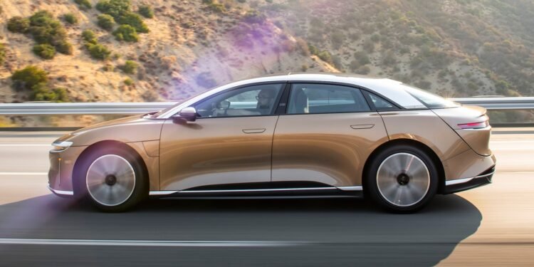 Un nuevo ‘ranking’ de autos eléctricos revela qué modelos son los más ‘verdes’ del mercado en EE.UU.