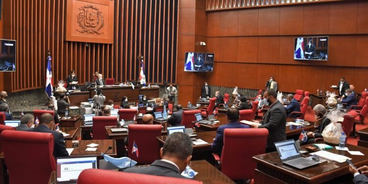 Senado aprueba Ley de Extinción de Dominio