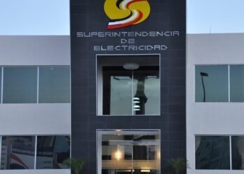 Superintendencia de Electricidad deja sin efecto ajuste salarial 9.5%