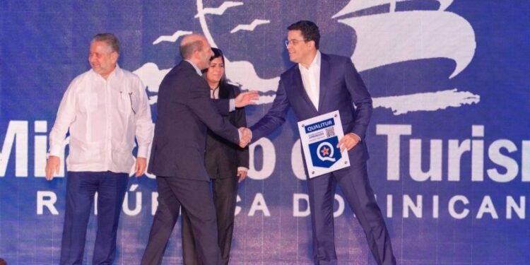 Ministerio de Turismo presenta Qualitur, un sello que certifica la calidad de las empresas turísticas