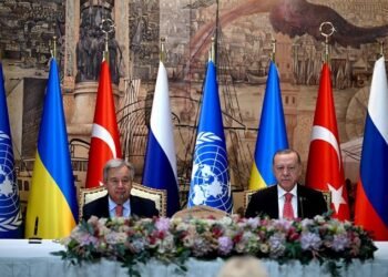 Ucrania y Rusia firman con Turquía y la ONU acuerdos de exportación de grano