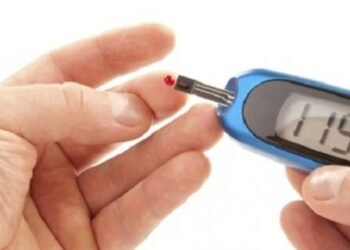 Hábitos que silenciosamente aumentan el azúcar en sangre