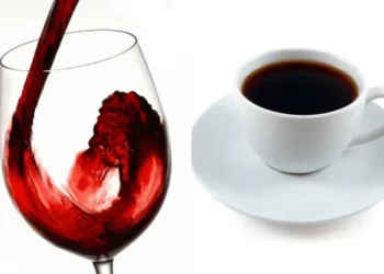 Mitos sobre el café y el vino que quizás sigues pensando que son ciertos