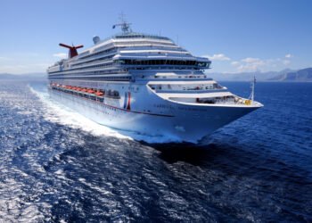 Anuncian la conversión de Arroyo Barril en puerto para cruceros.