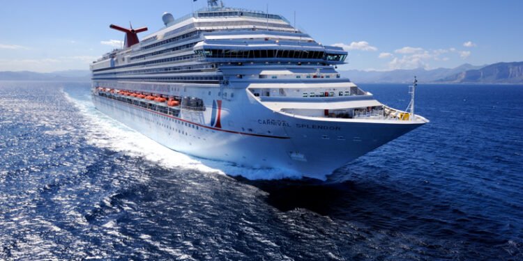 Anuncian la conversión de Arroyo Barril en puerto para cruceros.