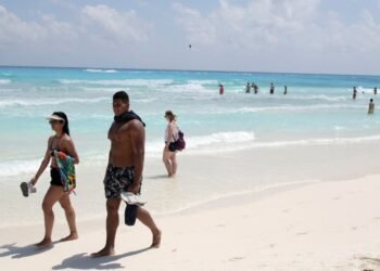 PLD sobre discurso de Abinader: «cifras del turismo son falsas»