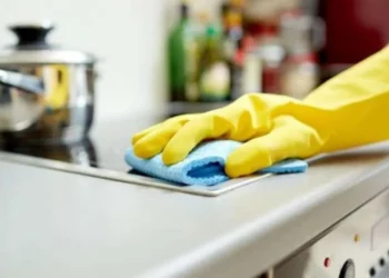 Establecen en RD$10,000 sueldo mínimo para empleadas doméstica