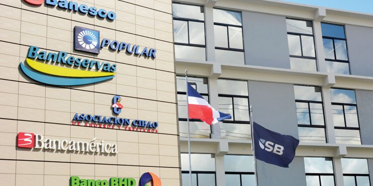 Banca dominicana ve 2023 será un año retador por la coyuntura internacional