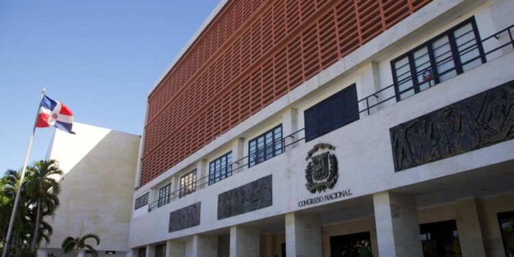 Alertan Congreso aprobaría nueva Ley de Fidecomiso inconstitucional y poco transparente