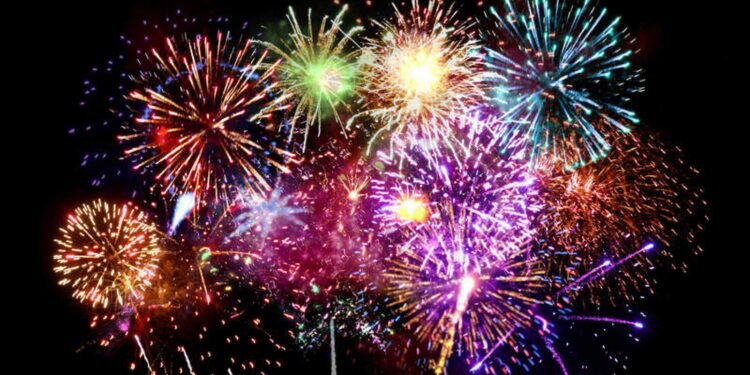 Científicos piden prohibir los fuegos artificiales por sus sustancias tóxicas