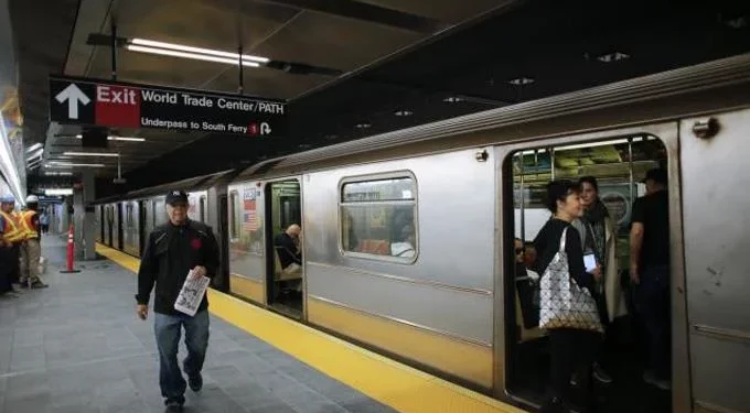 Metro Nueva York supera mil millones de pasajeros por primera vez desde 2019