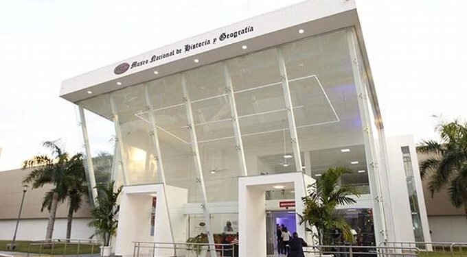 Reabren Museo Nacional de Historia y Geografía