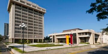 Junta Monetaria autoriza uso de recursos de encaje legal para construcción y financiamiento de viviendas de bajo costo