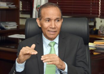 Ex ministro de trabajo afirma que ni una aspirina recibirán los afiliados con resolución del CNSS