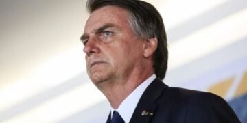 Supremo Tribunal de Brasil autoriza investigar a Bolsonaro