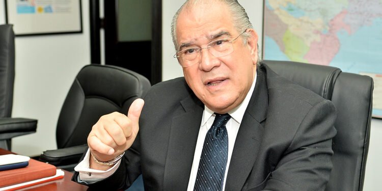 Fondos del TSS “no aguanta” dar más de 500 pesos por consulta médica