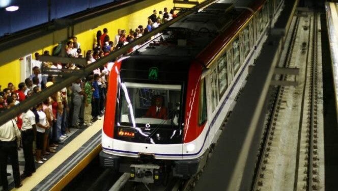 Empleados del Metro paralizarán labores de manera parcial el día 17 de enero.
