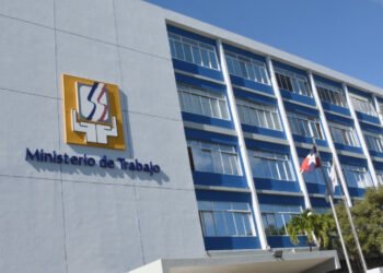 Ministerio de Trabajo aclara datos sobre salario mínimo.