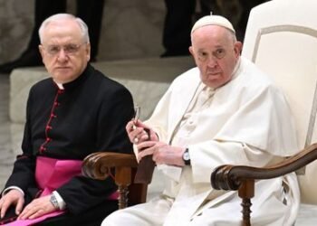 Papa Francisco: «Ser homosexual no es un delito, pero sí es un pecado»