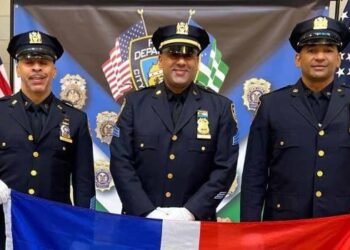 Dominicanos representan el grupo étnico más grande de la policía de Nueva York