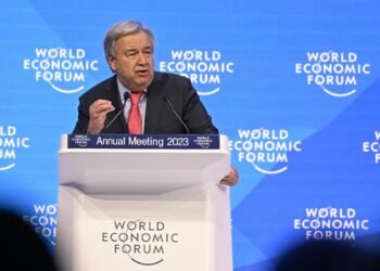 Secretario General de la ONU acusa a petroleras de propagar una «gran mentira» sobre su papel en cambio climático