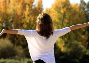 Hábitos para cultivar la felicidad este 2023