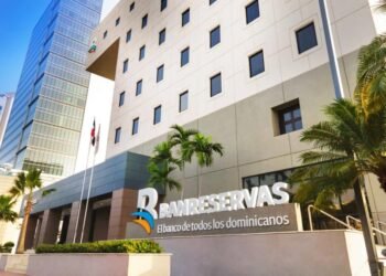 Banreservas informa haber emitido récord de un millón de tarjetas de crédito