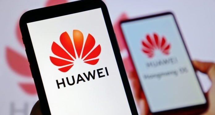 El gobierno de Joe Biden evalúa eliminar por completo a Huawei de los proveedores estadounidenses