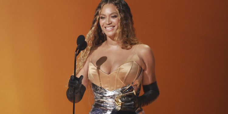 Beyoncé se convierte en la cantante más galardonada en la historia de los Grammy