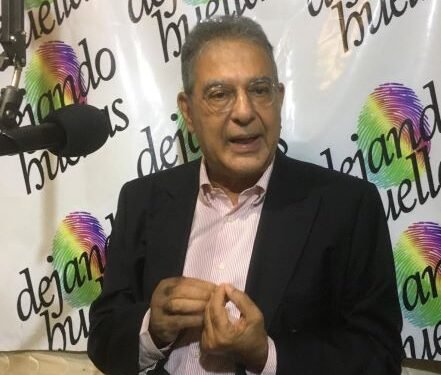 Hector Guilliani Cury dice deben bajar precios de combustibles.