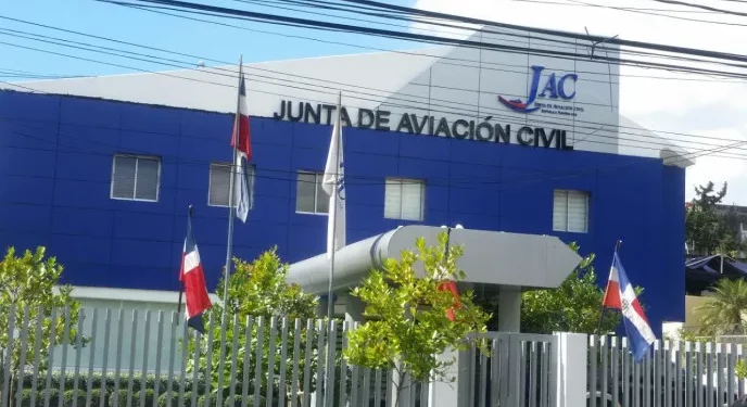 Presidente de la Junta de Aviación Civil ve favorable política de cielos abiertos para el país