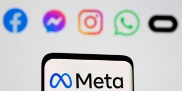 El beneficio de Meta se desploma un 38% en 2022, pero Facebook registra récord de usuarios