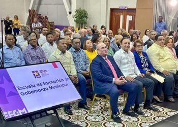 PLD pone en funcionamiento Escuela de Formación en Gobernanza Municipal
