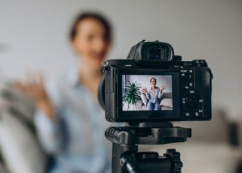 El trabajo soñado de los dominicanos es ser influencer, según Google