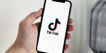 Canadá prohíbe TikTok en dispositivos móviles del Gobierno