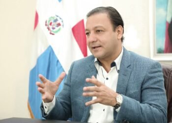 Abel Martinez propone al gobierno 8 medidas para salvar la producción de arroz del país