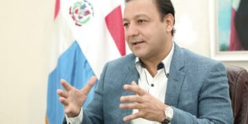 Abel Martinez propone al gobierno 8 medidas para salvar la producción de arroz del país